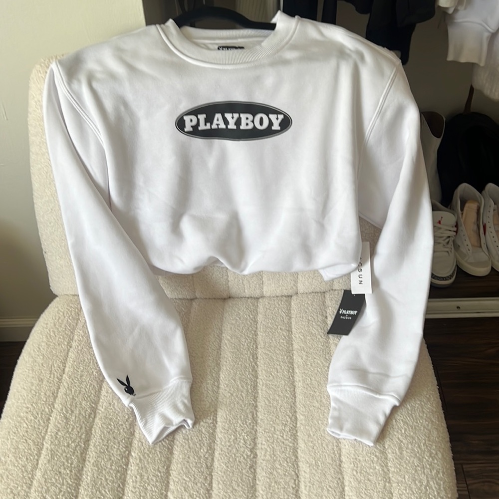 NWT Playboy Sweatshirt Crop Top 🤍